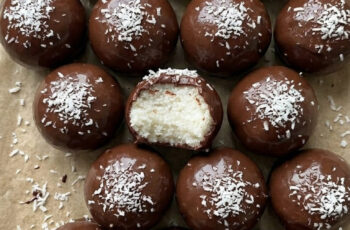 Homemade Chocolate Coconut Balls – Quick & Easy Dessert