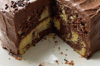 Perfect Vanilla and Chocolate Marble Cake at Home