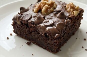 Moist Banana Bread Brownies Recipe Perfect for Any Occasion