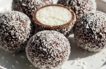 3 Ingredient Bounty Balls – Easy, Healthy & Delicious (No-Bake!)
