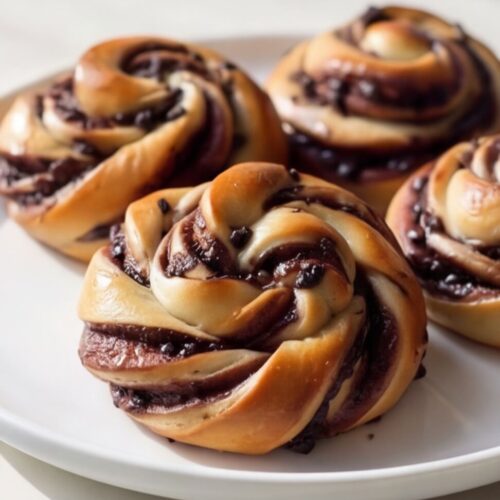 Easy Chocolate Custard Buns with Chocolate Chips (So Good!)