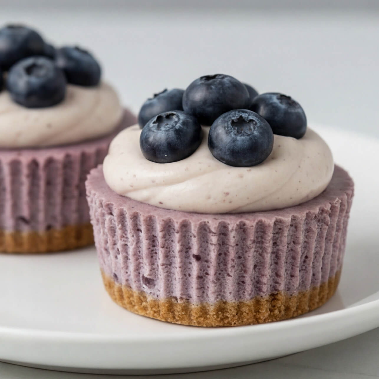 Easy Mini Blueberry Cheesecakes Recipe (Bite-Sized & Delicious!)