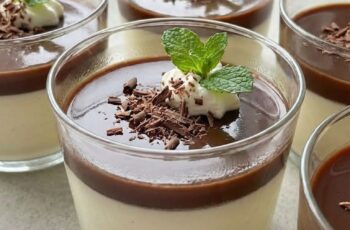 Silky Vanilla Chocolate Mousse That Melts in Your Mouth