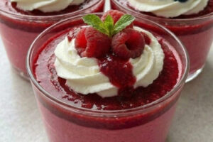 Homemade Raspberry Mousse with Simple Ingredients