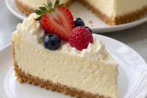 Easy Vanilla Cheesecake, The Perfect Dessert for Any Occasion