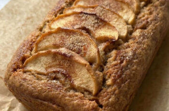 Moist Apple Cinnamon Bread, Perfect for Fall Baking