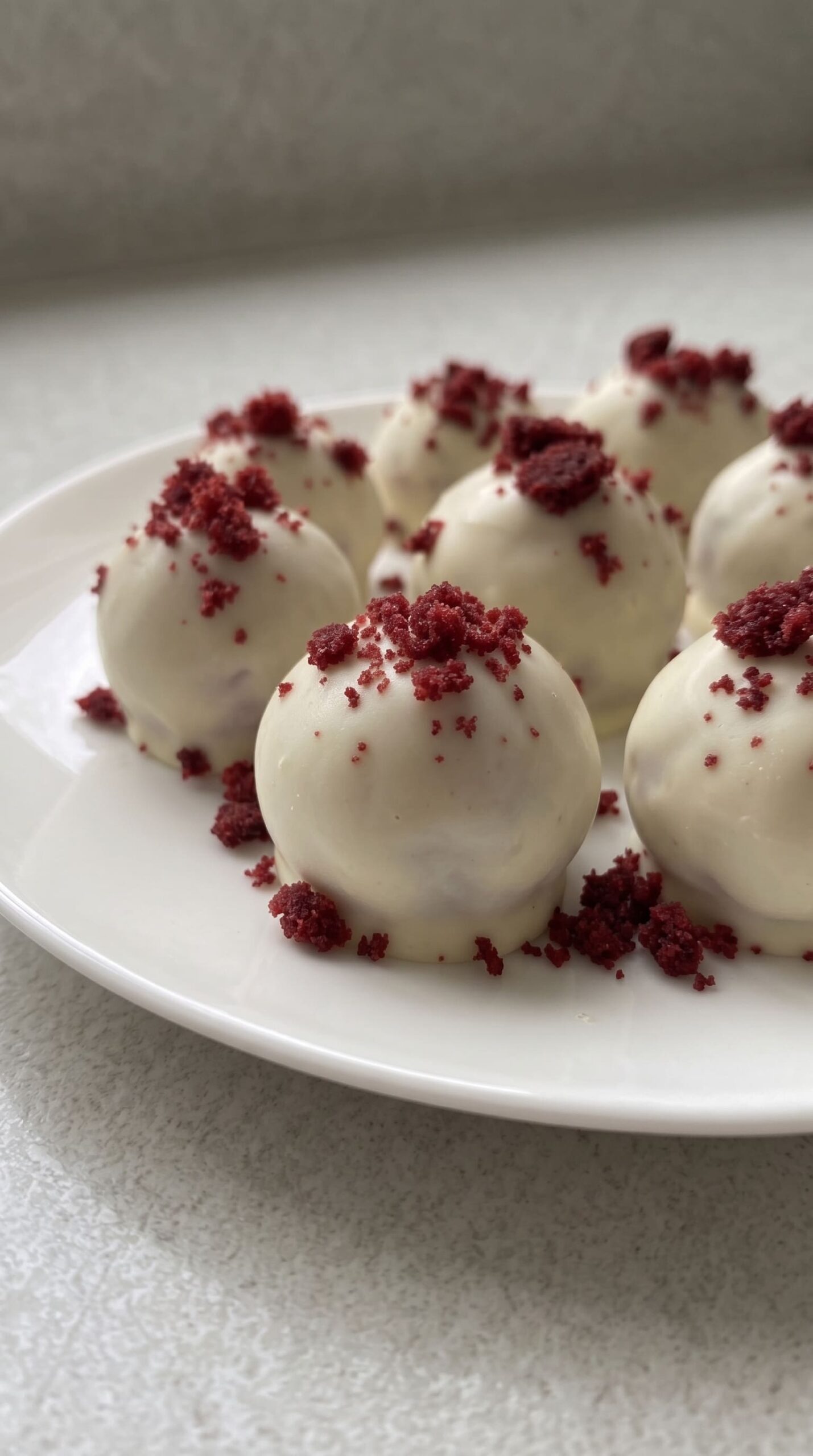 White Chocolate Red Velvet Cake Balls, The Perfect Bite-Sized Dessert